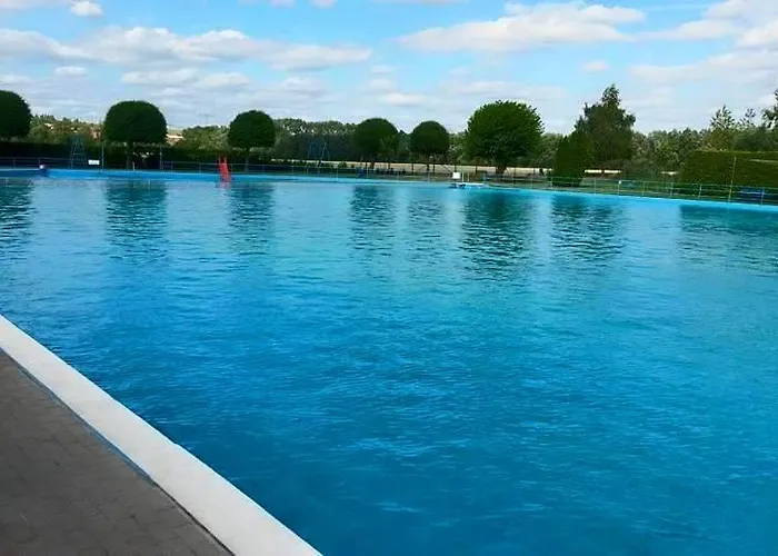 Am Huenstein 2* Nohra (Nordhausen)