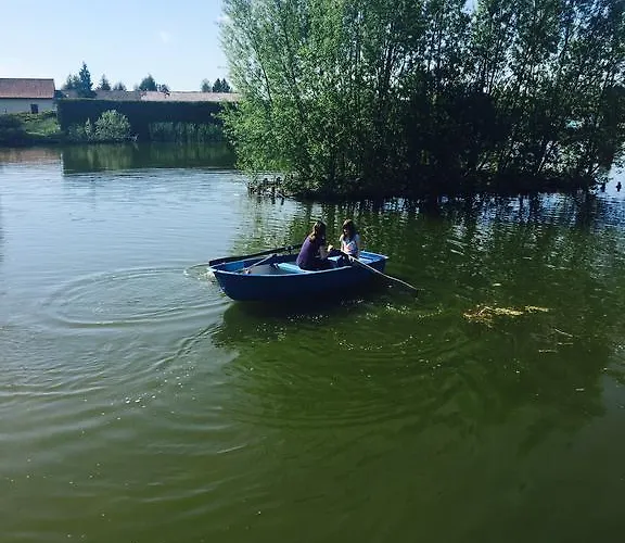 Campsite Am Huenstein 2*