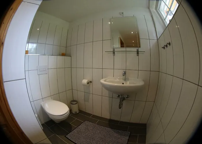 Camping Am Huenstein 2*