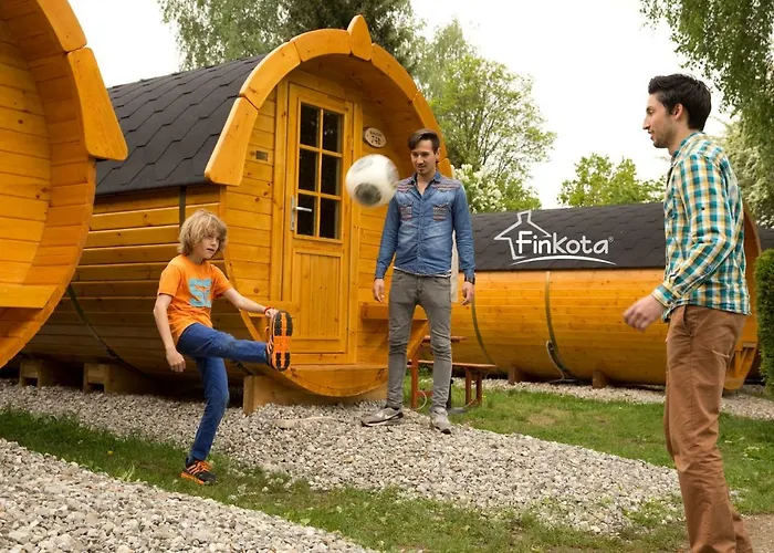 Camping Am Huenstein 2*